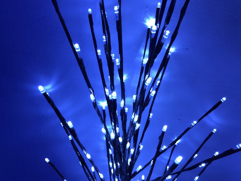 Гірлянда новорічне коричневе дерево Brown 1,5м 220LED (білий) TREE-1-5-W-1