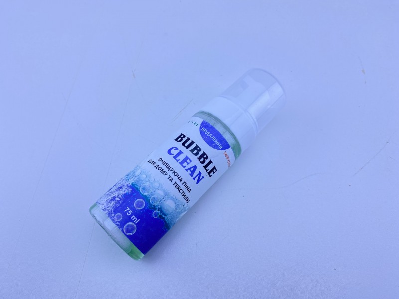 Bubble Clean Green — очисна піна для дому та текстилю Bubble Clean Green — очисна піна для дому та текстилю